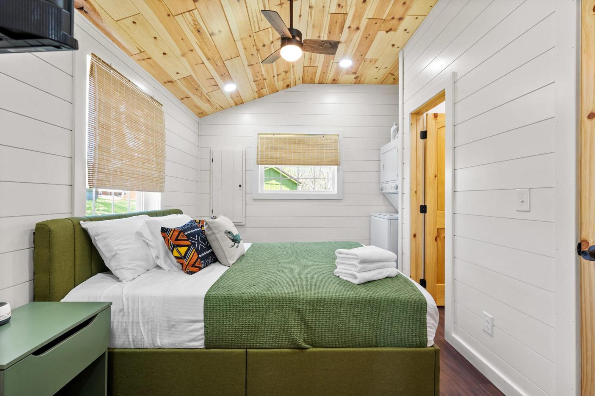 The Lodges At Eden Reserve - Pet Friendly Cabins Near Ark Вільямстаун Екстер'єр фото